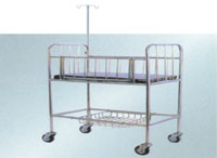 XY-038全不锈钢婴儿床